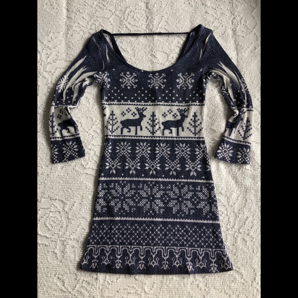 NWT Wet Seal Winter Reindeer Tunic Top Large (S)