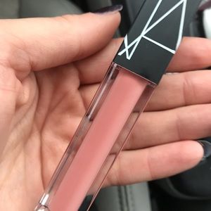 BRAND NEW NARS LIP GLIDE in “Unlaced” 💄