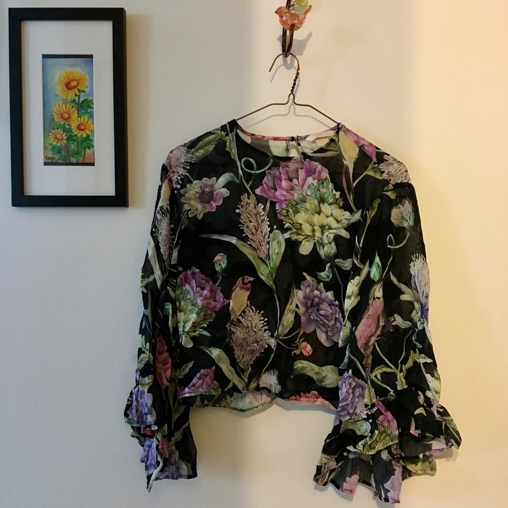 💟 Floral Sheer Blouse, Like New! 💟