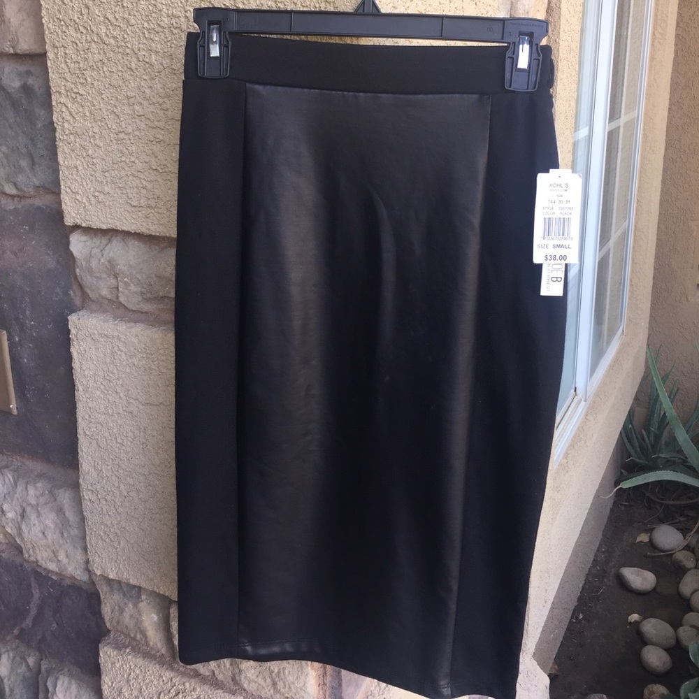 New Pencil skirt REDUCED 🔥🔥🔥🔥