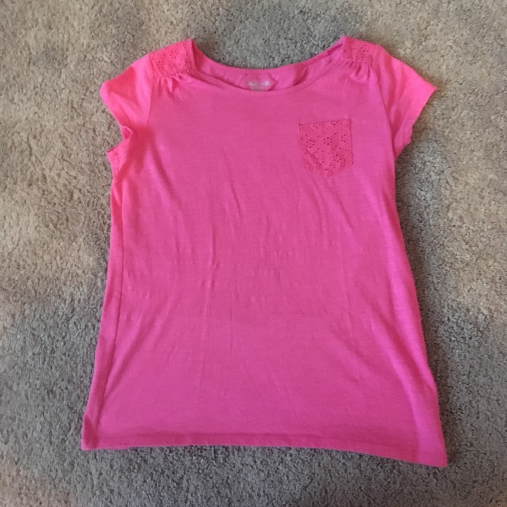 Pink Cherokee kids t-shirt.