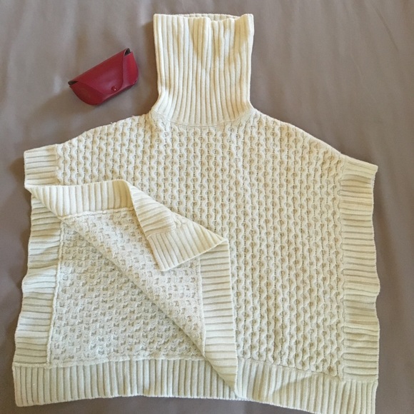 BanAnA rePuBlic p0nch0 - Picture 2 of 4