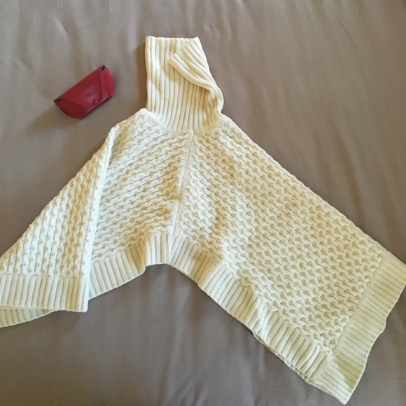 BanAnA rePuBlic p0nch0 - Picture 3 of 4