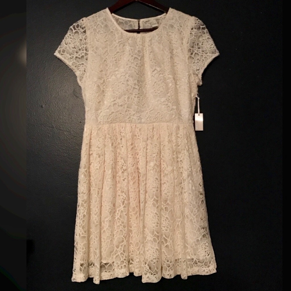LACE SKATER DRESS - Picture 2 of 6