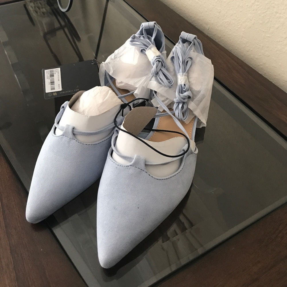 Pointed Toe Flats 😍😍