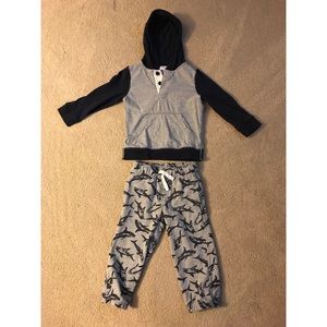 Boys Gymboree two piece sweatsuit