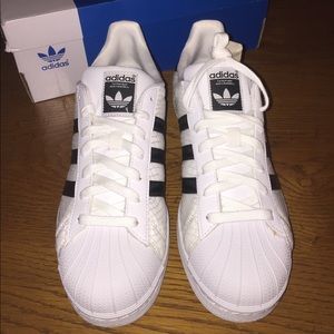 Adidas Superstar Sneakers
