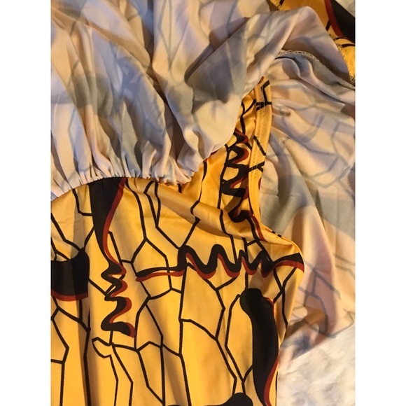 Abstract Off Shoulder Jumpsuit - Picture 7 of 7