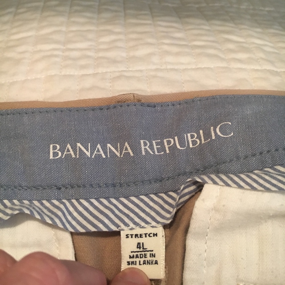 BANANA REPUBLIC boot cut khaki pant - Picture 2 of 4