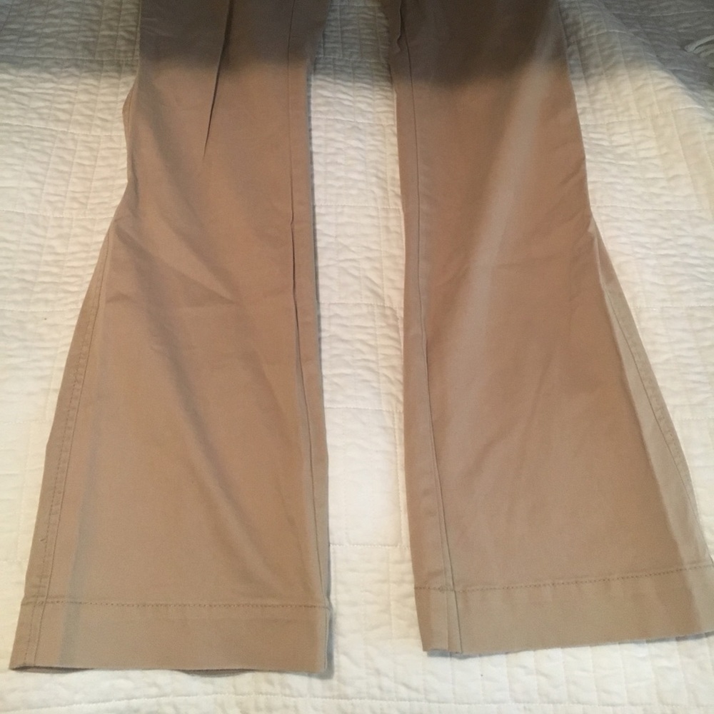 BANANA REPUBLIC boot cut khaki pant - Picture 4 of 4