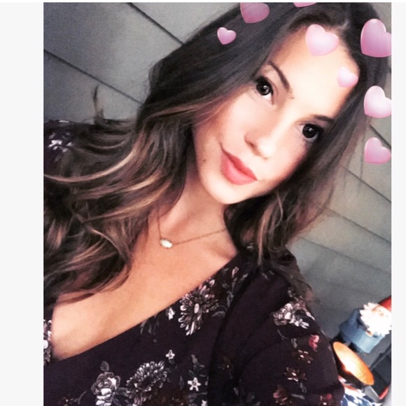 Meet your Posher, Ashley - Picture 1 of 1