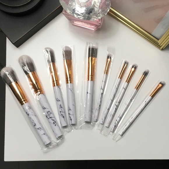Marble Design Plated Makeup Brushes🎀 - Picture 2 of 7