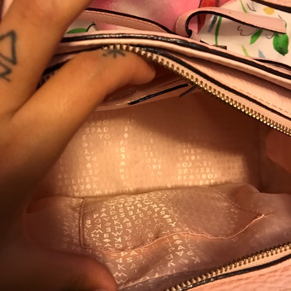 Baby Pink Kate Spade Purse & matching wallet - Picture 6 of 8