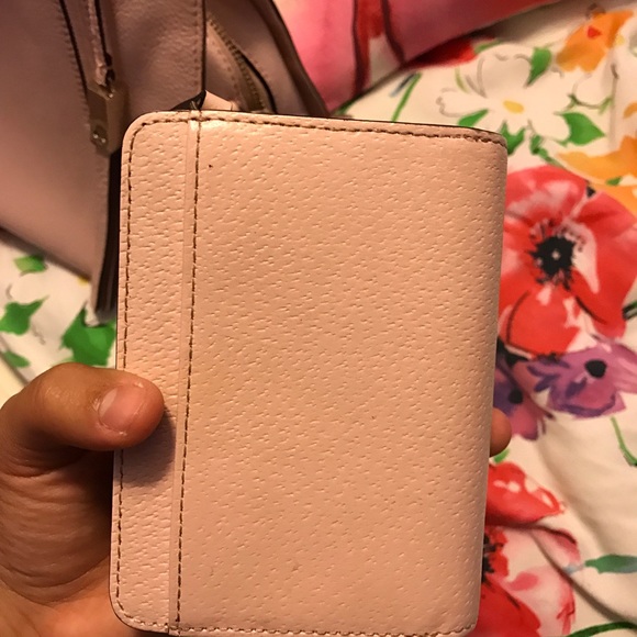 Baby Pink Kate Spade Purse & matching wallet - Picture 7 of 8