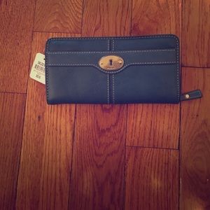 Fossil wallet/clutch