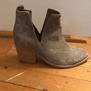 Size 9 Jeffrey Campbell Suede Booties