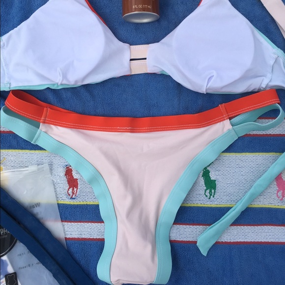 🌞💚🌶 Fit Shop Pro Victoria Patchwork Bikini👙🌞 - Picture 2 of 4