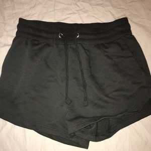 H&M cotton shorts/ Worn Once/ SZ XS