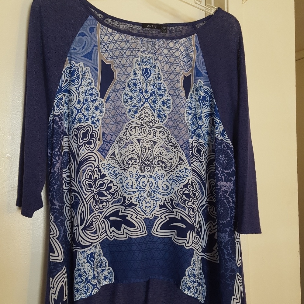 Blue APT9 high-low top.