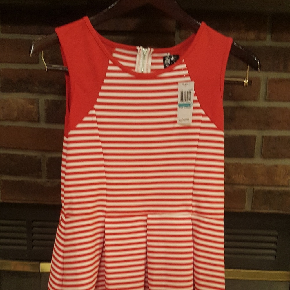 NEW Red/White Striped Girl's Dress Size 16 NWT