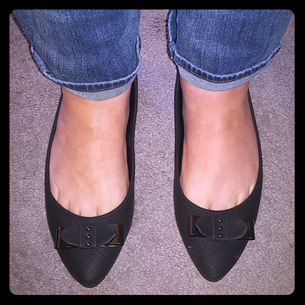 Bar III "Penguin" Bow Flats