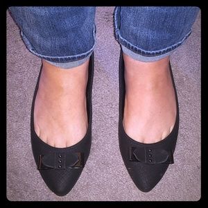 Bar III "Penguin" Bow Flats