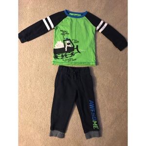 Boys Gymboree two piece sweatsuit