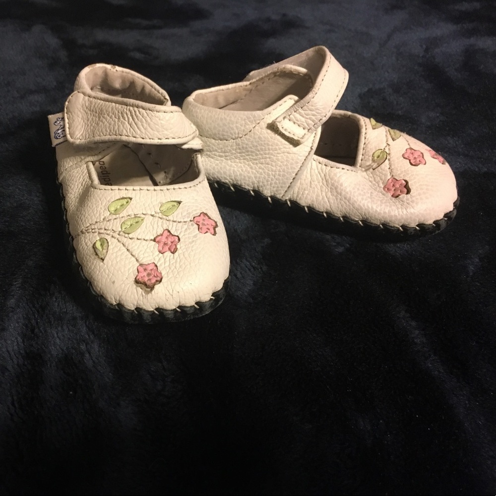 🐣Pediped Floral Shoes🐣