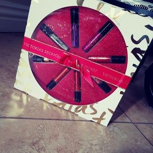 Victoria secret holiday mini sprays