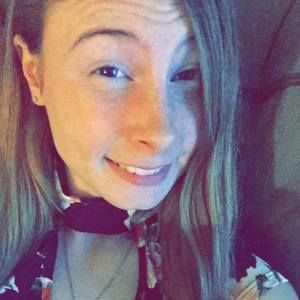 Meet your Posher, Leanne