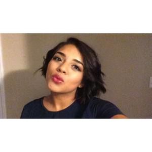 Meet your Posher, Tania