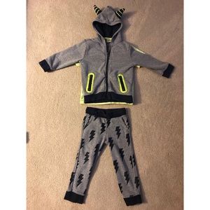 Boys Gymboree three piece sweatsuit