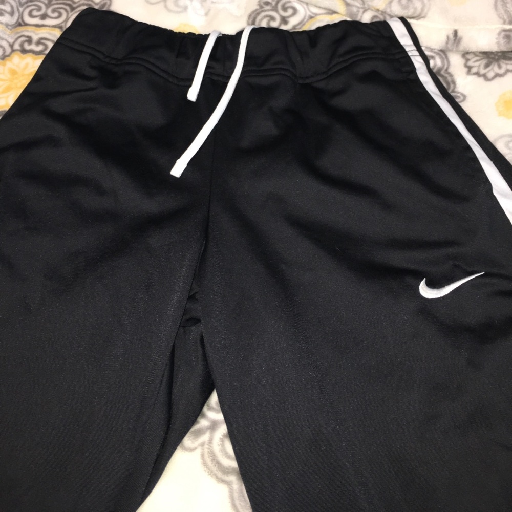Nike warm up pants