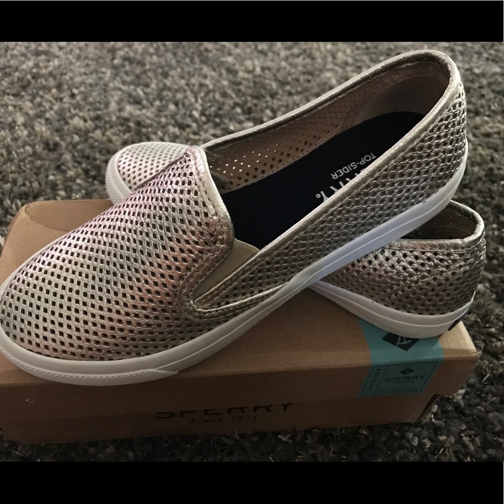 Sperry Pewter