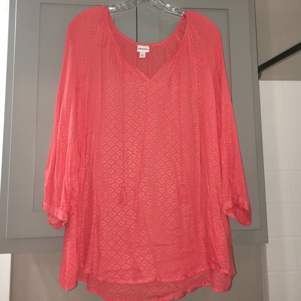 Coral top