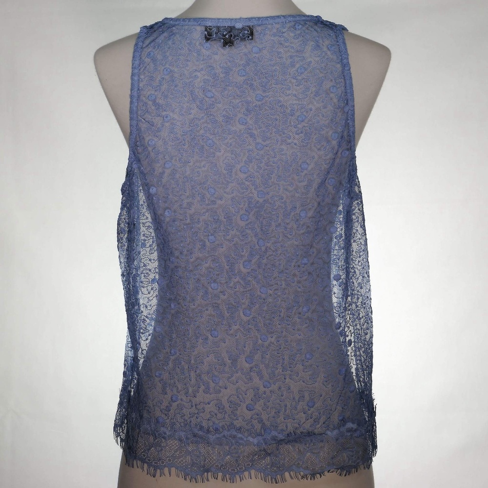 POL Blue Sleeveless Lace Crop Top - Picture 5 of 8