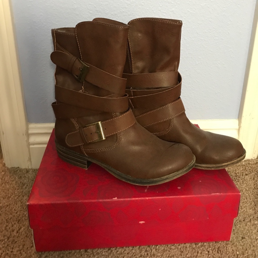 Ankle booties!