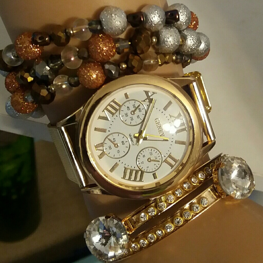 20% off 3+ items; Fashion watch