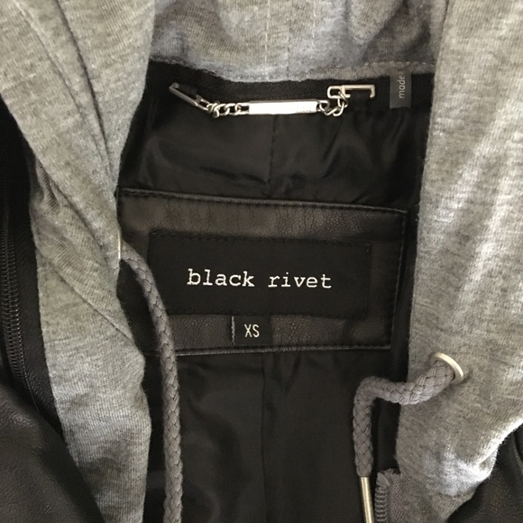 Black Rivet XS leather jacket - removable hood - Picture 2 of 4