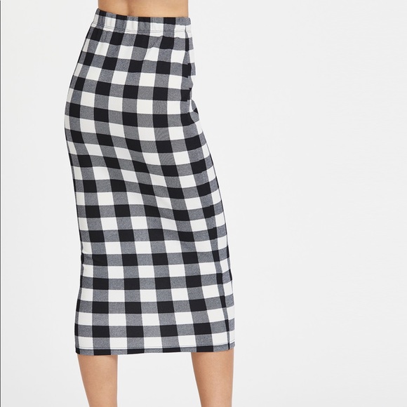 ✨LAST ONE ✨ LARGE PLAID MIDI SKIRT - Picture 4 of 5