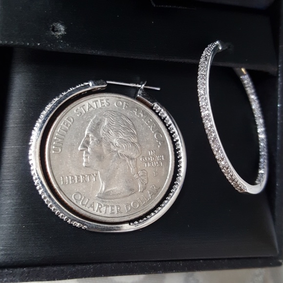 10k white diamonds hoops. Front/back - Picture 7 of 8