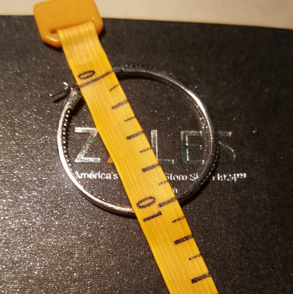 10k white diamonds hoops. Front/back - Picture 8 of 8