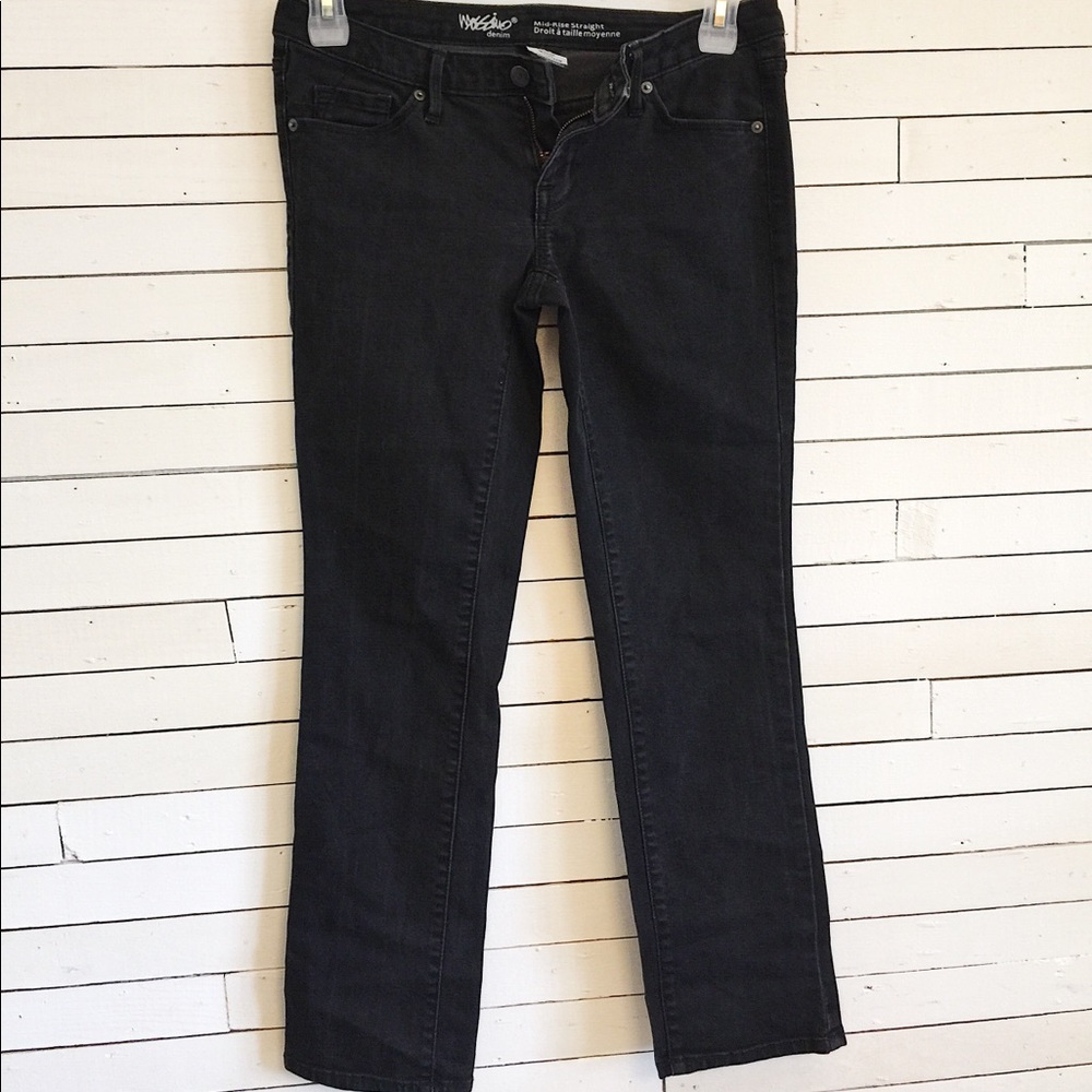 Mossimo mid-rise straight leg jeans, black