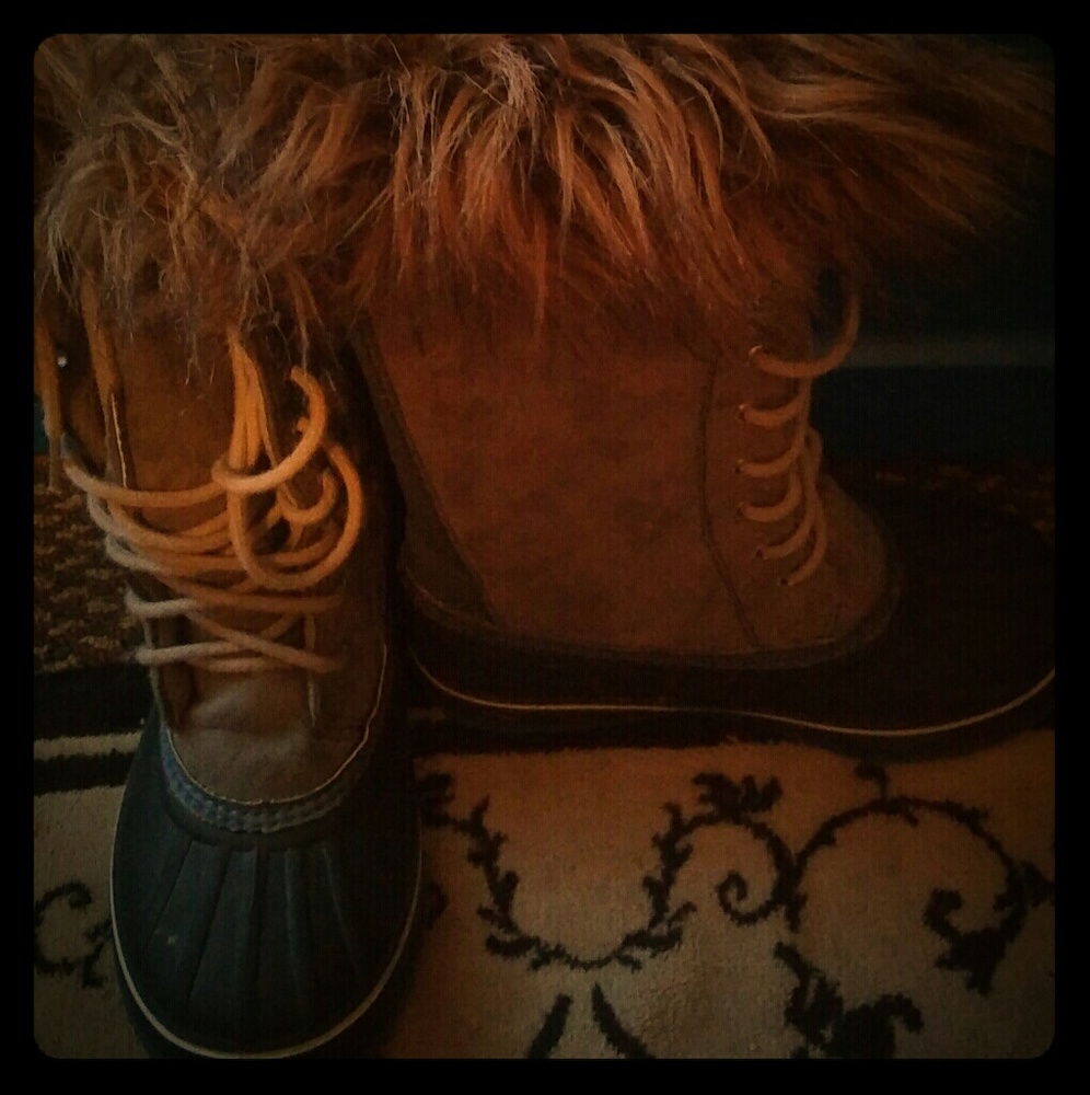 Old Navy Galoshes with