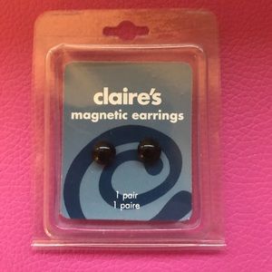 Magnetic earrings