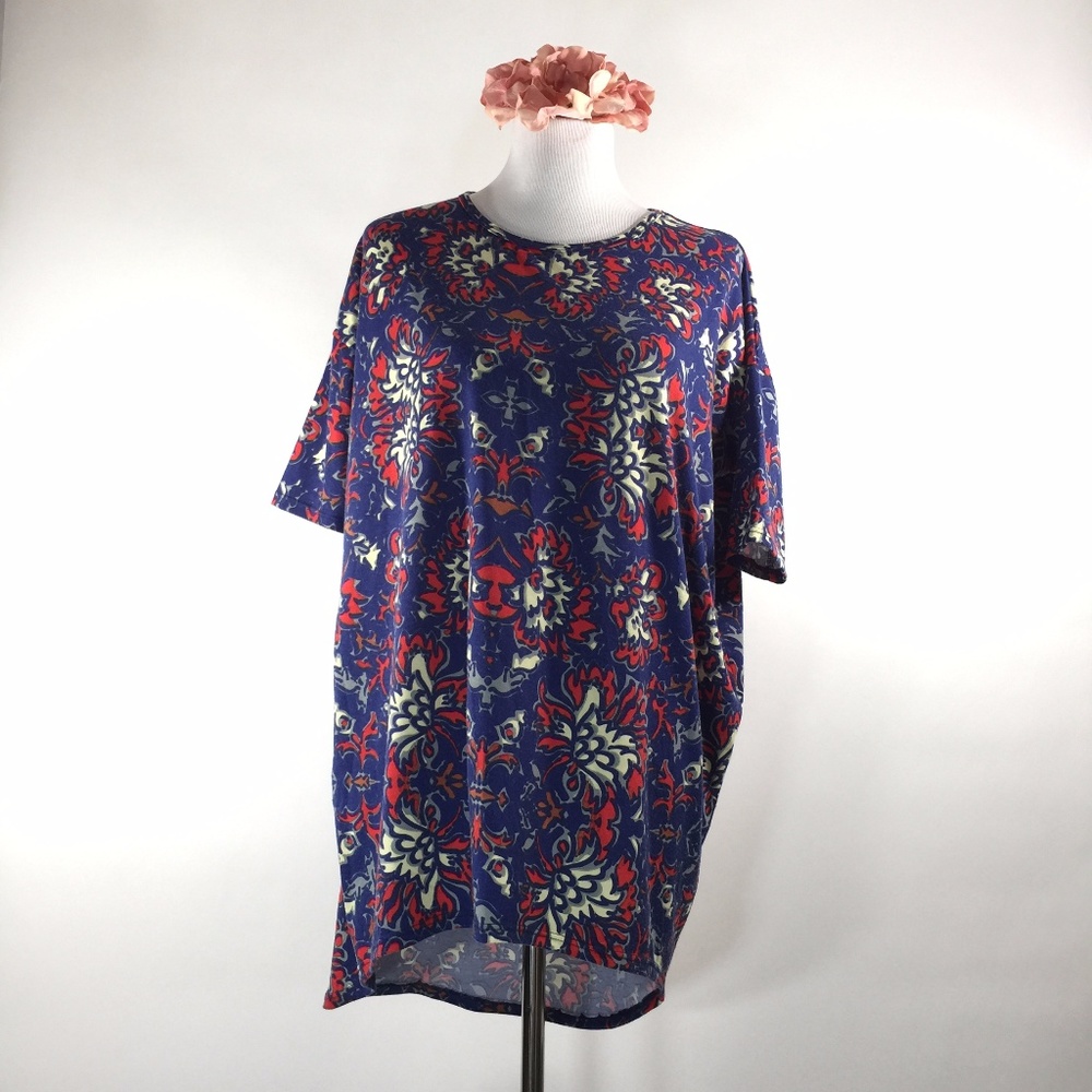 Lularoe Irma Tunic Top