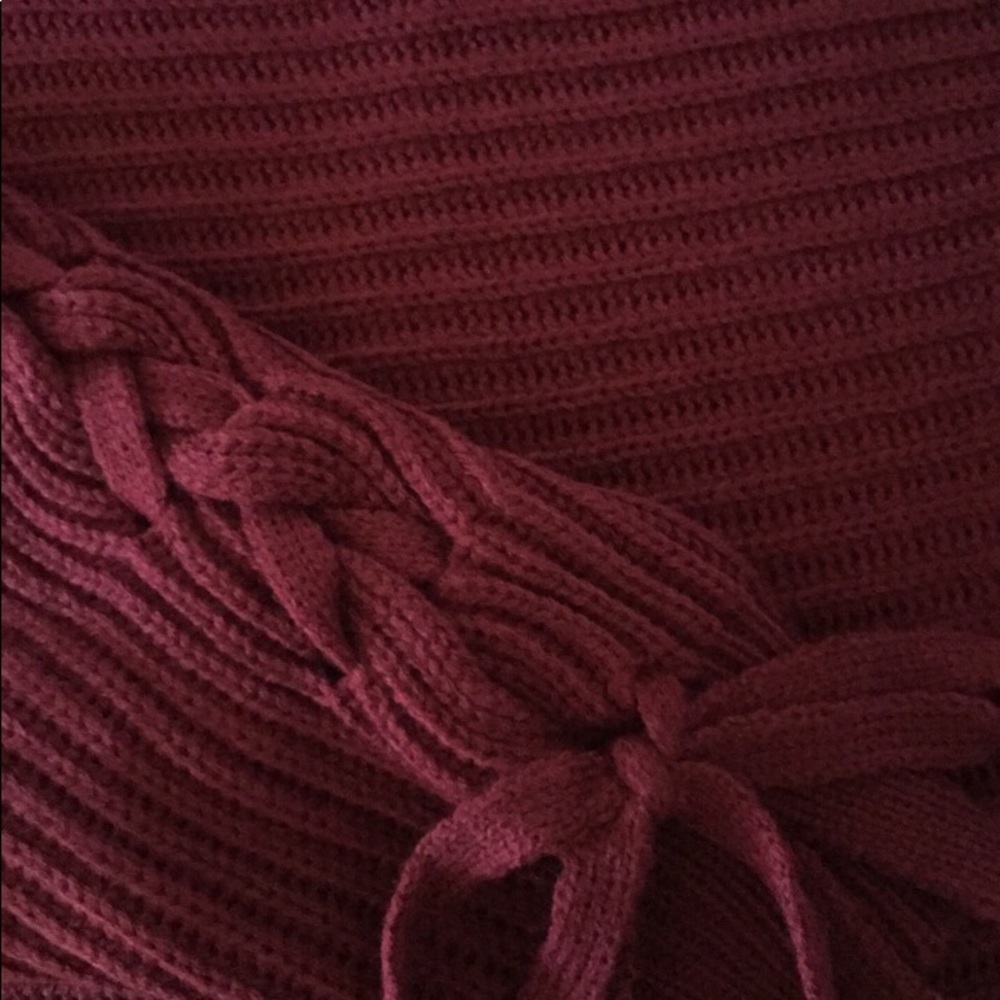 SALE || Wine Ribbed Tunic Sweater || Medium - Picture 3 of 3