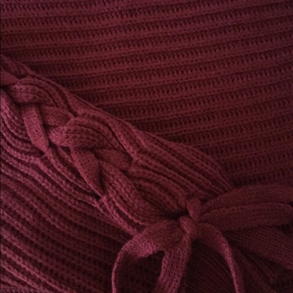 SALE || Wine Ribbed Tunic Sweater || Medium - Picture 3 of 3