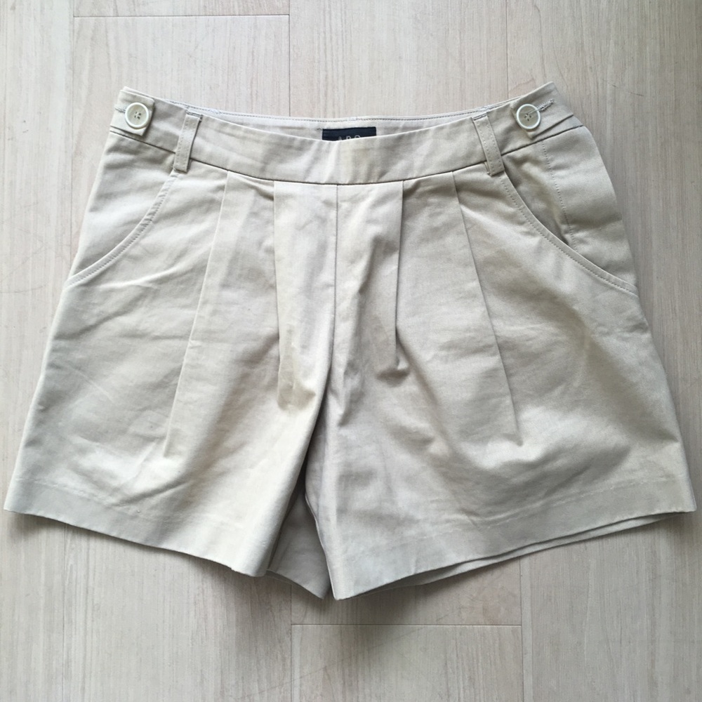 APC high waisted pleated shorts