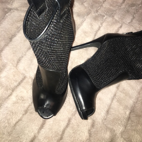 Mesh booties - Picture 2 of 3